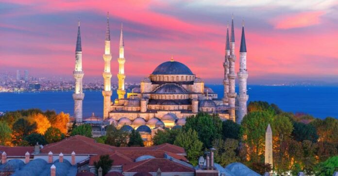 Why-you-should-visit-Istanbul